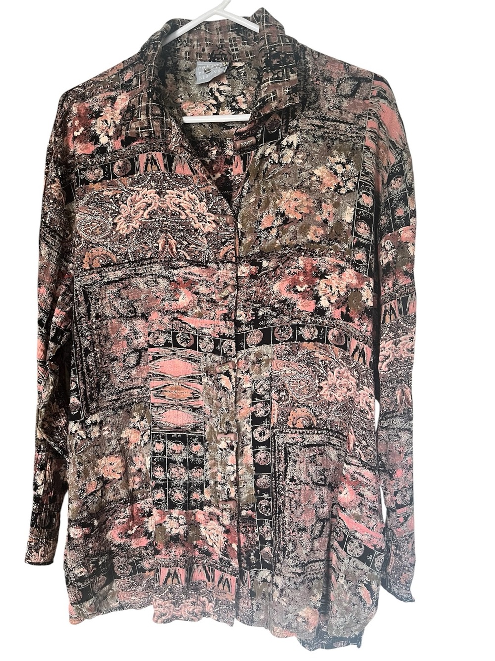 Button-Front Floral Patchwork Blouse in Peach and Black Women's size M L301